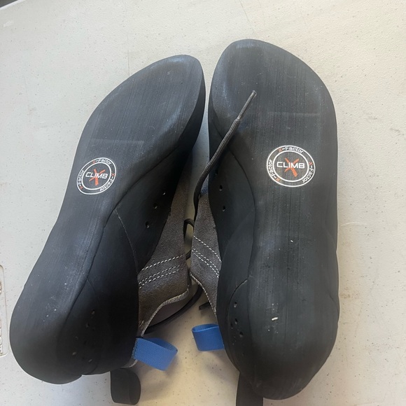 Men's Gray and Blue Athletic Shoes - Picture 5 of 6